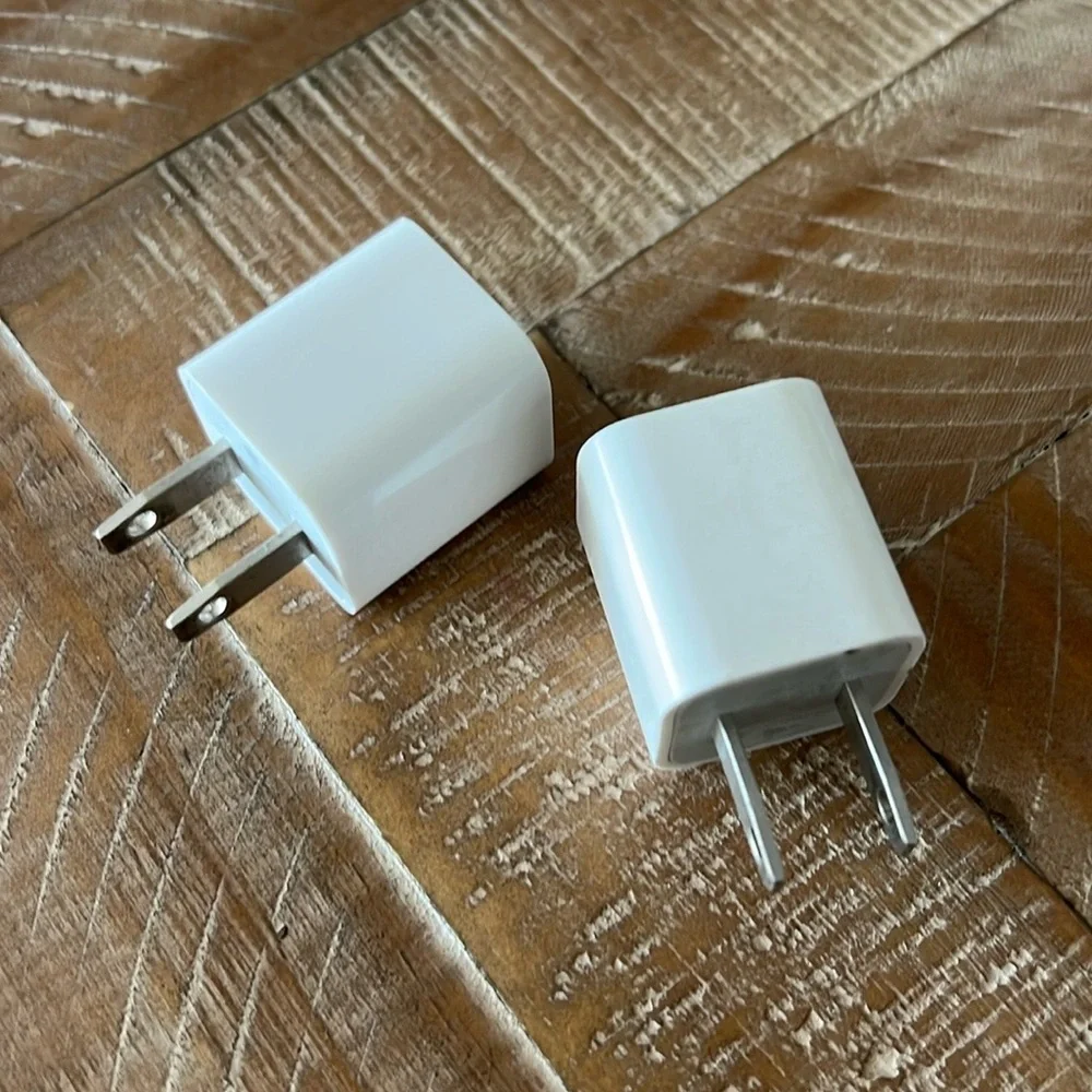 2 apple usb ports
